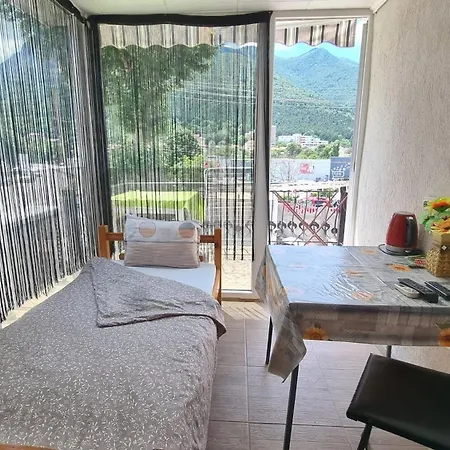 Old Style 招待所 *